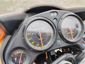 Honda CBR 125R - 14