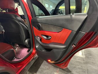 Mercedes-Benz GLC 2,0 220D AMG 4M INDIVIDUAL ČR NENÍ DPH  - 14