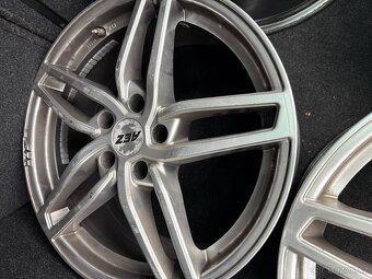 Kola Audi 5x112 R18 , střed 66.6 mm - 14