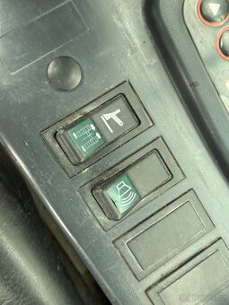 Hyundai 18-9 Robex Minibagr 2T + 3x lžíce - 14