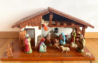 Starý velký dřevěný betlém s osvětlením - 14