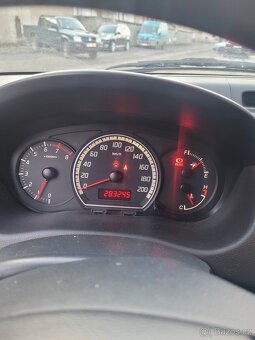 SUZUKI SWIFT ROK 2007 S MOTOREM 1,3 BENZIN - 14