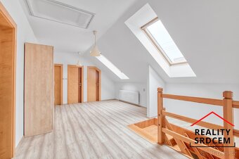 Pronájem zrekonstruovaného bytu 3+kk s pracovnou v RD, 119 m - 14
