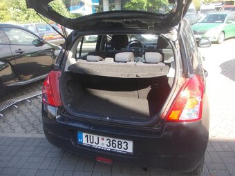 Suzuki Swift, 1.3i 4x4 KLIMA,VYHŘ. SEDAČKY - 14