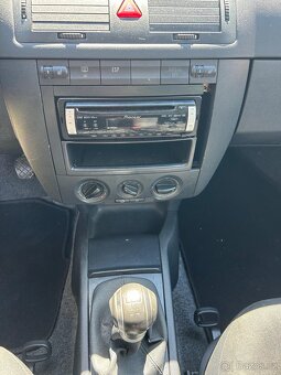 Škoda Fabia 1,4 16 V 55 KW r.v.2007 STK 4/2027 - 14