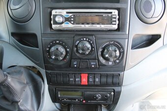Iveco Daily 40C15,3.0 MAXIXL,3.5TUNY,TAŽNÉ - 14