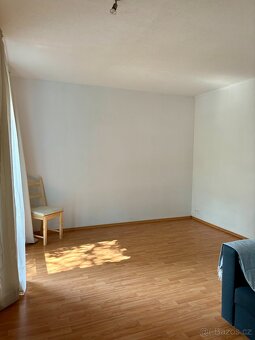 Pronájem moderního mezonetový bytu 2+kk s terasou v centru O - 14