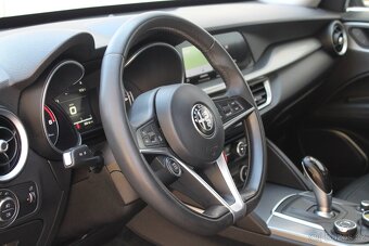Alfa Romeo Stelvio 2.2JTDm 154kW + Q4 + SERVIS ALFA ROMEO - 14