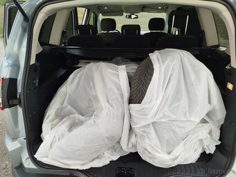 Ford S-Max 2.0 103 Kw  Titanium ,Velmi hezký, 1.majitel - 14