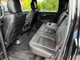 DODGE RAM 1500 HEMI VZDUCH HEADUP RAMBOX - 14