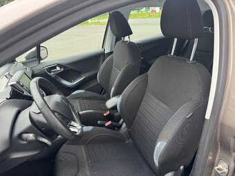 Peugeot 208 1,2 VTI 82 Allure 62KW 2012 - 14