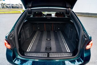 BMW 540d xDrive Touring - 14