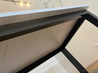 Jídelní stůl - 14