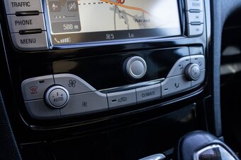 Ford S-Max 2.0 EcoBoost SCTi Titanium A/T 7m - 14