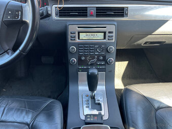 VOLVO  V 70  2,4 D5  120 Kw AUT.,TAŽNÉ NAVI - 14