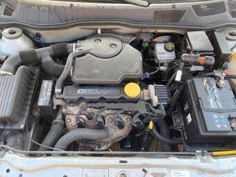 Opel Astra 1.6 16v - 14