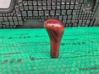 dobová hlavice řadící páky dřevěná Škoda Felicia - 14