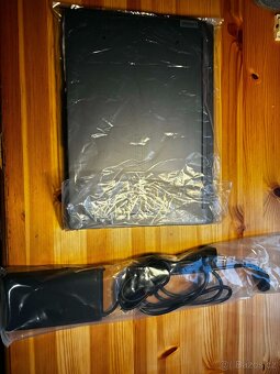 Lenovo Legion 5 / i7-14650HX / RTX 4060 8GB / 32GB DDR5 / 1T - 14