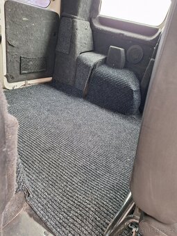 Peugeot Boxer bus - 14