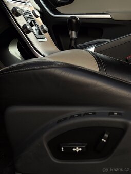 VOLVO XC60 D5 AWD POLESTAR SUMMUM - 14
