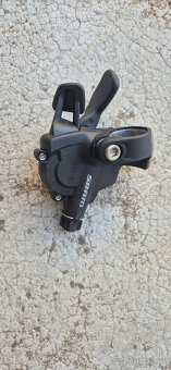 Přehazovače a páčky Sram, Shimano - 14