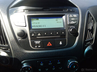 IX 35 2,0 i 122 kW, najeto jen 94.000 km - 14