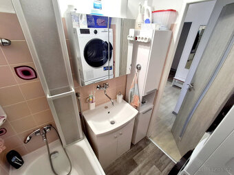 Prodej bytu 3+1 92 m² Palackého náměstí, Strakonice - 14