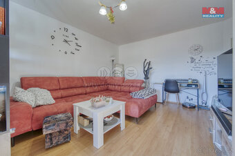 Prodej bytu 3+1, 90 m², Město Touškov, ul. Partyzánská - 14