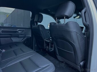 DODGE RAM 1500 BIGHORN 5,7 V8 HEMI 295kw - 14