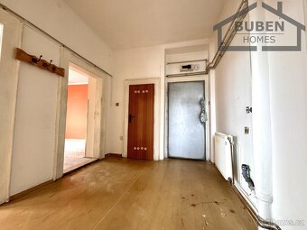 Atypický byt 3+1 (82 m2) se zahradou a kolnou  - Tachov, ul. - 14
