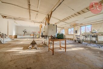 Prodej komerční budovy s pozemky – ideální pro podnikání na  - 14