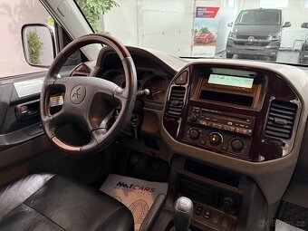 Mitsubishi Pajero 3,5 GDI UZÁVĚRKA TAŽNÉ - 14