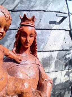 Socha Panna Maria a Ježíšek. Madona s dítětem - 14