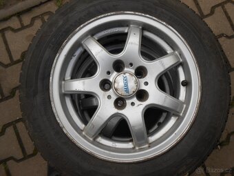 ALU KOLA +ZIMNÍ PNEU 165/70R14 BARUM POLARIS 5 OBUTE FÁBIA 1 - 14