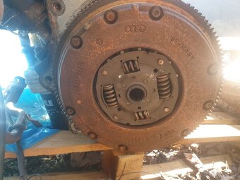 Motor VW 2.0 benzín 85kw - 14