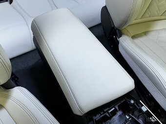 BMW 3 G20 Individual kuzeny interier sedacky - 14