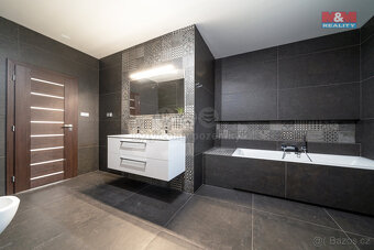 Prodej rodinného domu, 210 m², Olomouc, ul. Řepčínská - 14