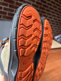 Dětské trekinzboty Keen vel.35 (22 cm) - 14
