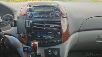 Toyota Sienna LXE AWD 184kw MPV - 14