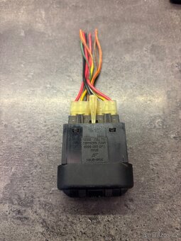 Ovladače výhřevu sedadel - 14