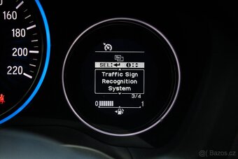 Honda HRV benzín s automatickou prevodovkou v najvyššej výba - 14