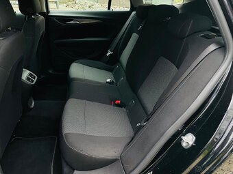 Opel Insignia 2.0 CDTI 125KW MANUÁL LED LUX NAVI SERVISKA - 14