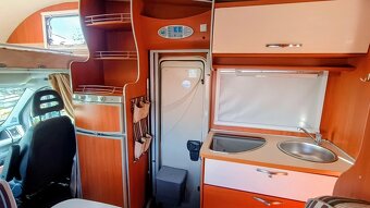 Fiat Ducato / McLouis, alkovna pro 6 osob, palandy/garáž - 14