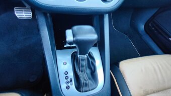 Volkswagen Eos 3.2 6-válec INDIVIDUÁL DSG - 14