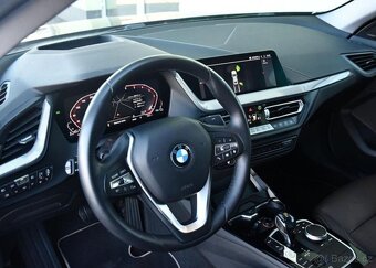 BMW Řada 2 218d HUD ČR - 14