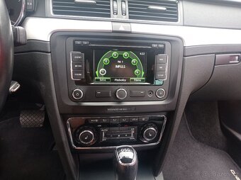 ŠKODA Superb 2 combi 2.0 TDI CR 103kW DSG NAVIGACE KRÁSNÝ. - 14