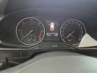 Škoda Superb 2,0 TDI 140kW 4x4 DSG DPH - 14
