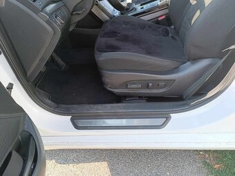 Hyundai i40 bílá 1.7 CRDi - 14