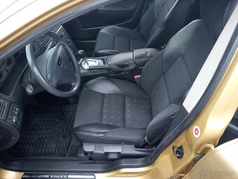 PRODÁM VOLVO S60 SEDAN 2.4i 103kW MANUÁL - 14