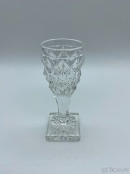 Sběratel nabízí straré panáky - 14